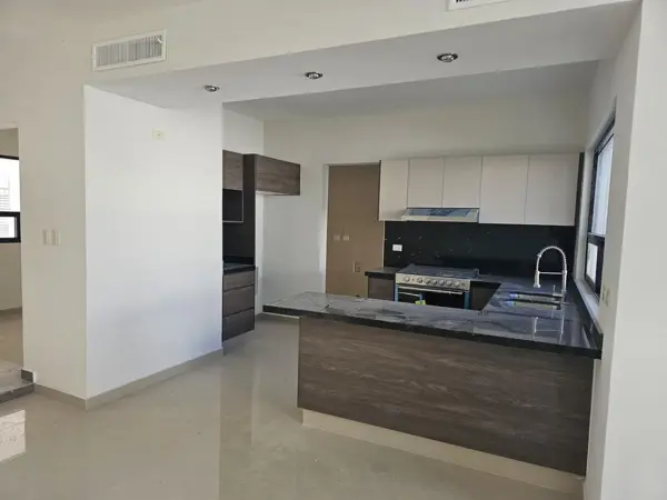Casa en venta en Villa de las Palmas, Torreón — foto 2 de 15