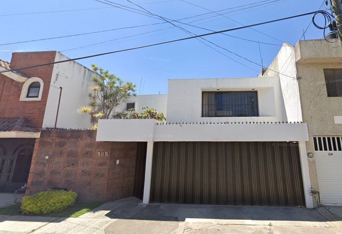 Casa en venta en Valle del Campestre, León — foto 1 de 8