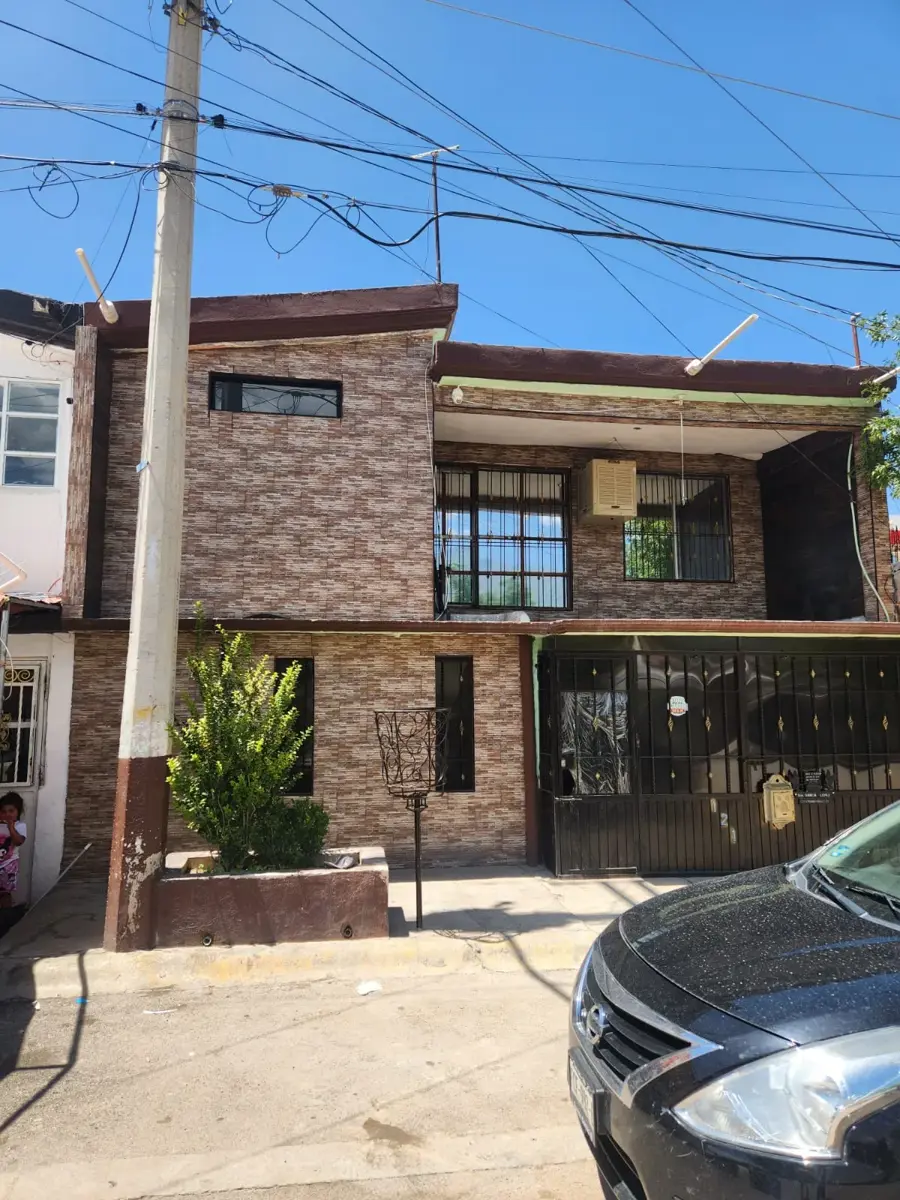 Casa en venta en Nueva Tlaxcala, Saltillo — foto 1 de 13