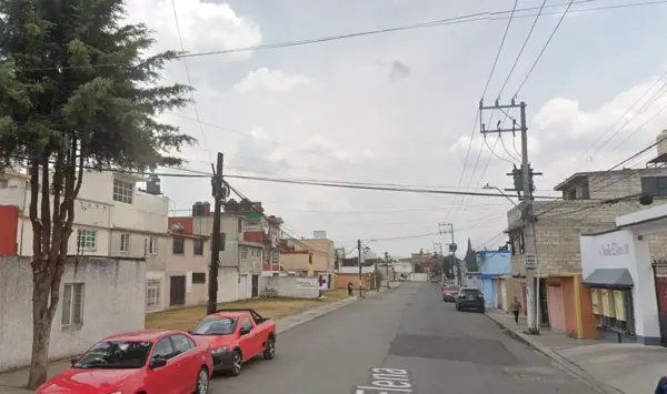 Casa en venta en San Lorenzo Tepaltitlán Centro, Toluca — foto 3 de 5