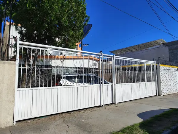Casa en venta en Infonavit Casas Grandes, Juárez — foto 2 de 9