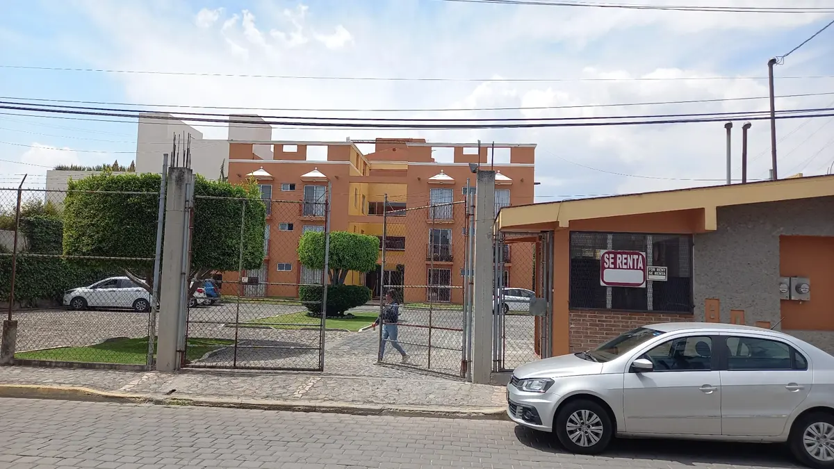 Departamento en renta en Santiago Xicohtenco, San Andrés Cholula — foto 1 de 15