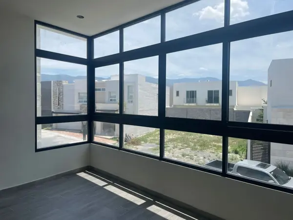 Casa en venta en La Escondida, Saltillo — foto 3 de 8