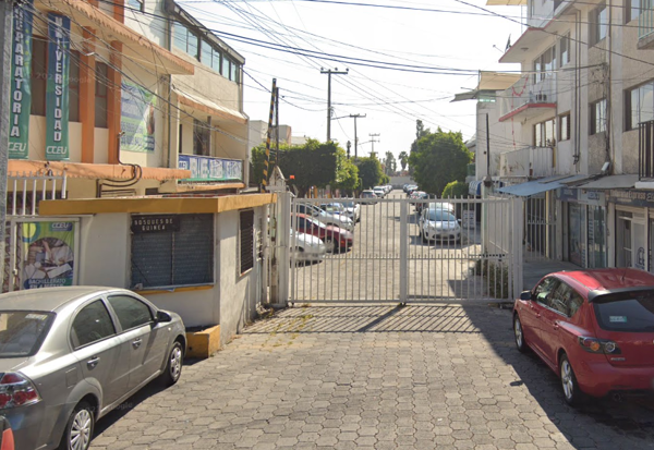 Casa en venta en Bosques de Aragon, Nezahualcóyotl — foto 2 de 8