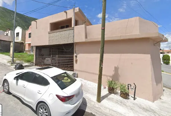 Casa en venta en Lomas de San Jerónimo, Monterrey — foto 2 de 9