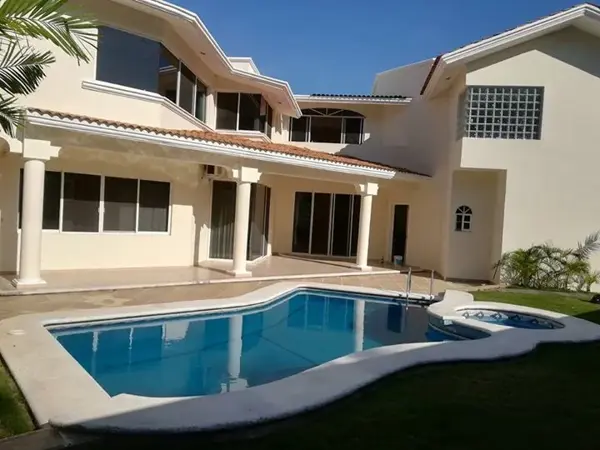 Casa en venta en Club Campestre, Centro — foto 2 de 30
