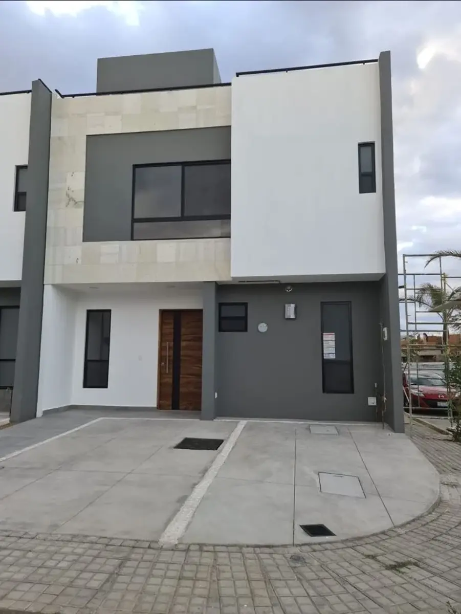 Casa en renta en Lomas de Angelópolis, San Andrés Cholula — foto 1 de 28