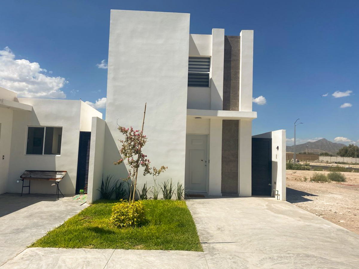 Casa en venta en Fidel Velázquez, Gómez Palacio — foto 1 de 18