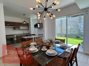 Casa en venta en Valle de los Almendros, Torreón — foto 2 de 14