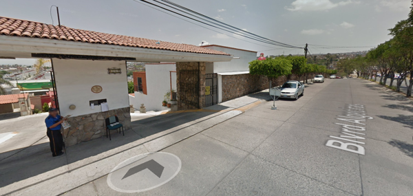 Casa en venta en Lomas de Arbide, León — foto 2 de 15
