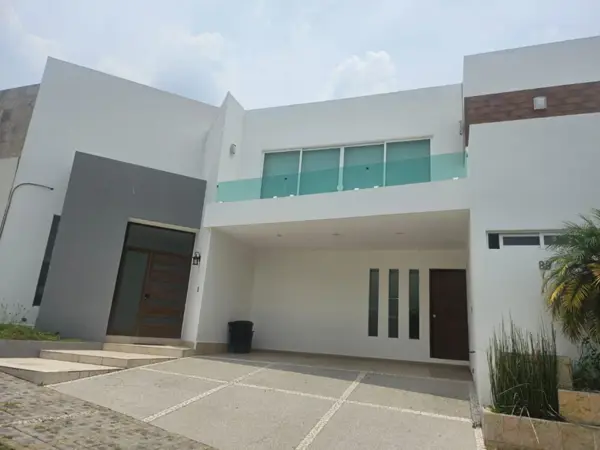 Casa en renta en Lomas de Angelópolis, San Andrés Cholula, Puebla