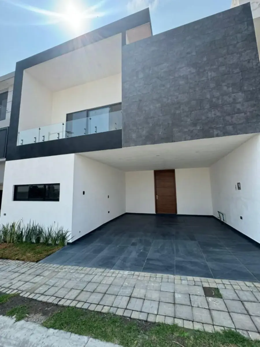 Casa en venta en Lomas de Angelópolis, San Andrés Cholula — foto 1 de 23