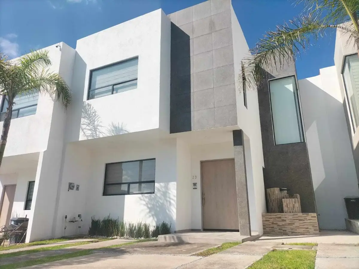 Casa en venta en Lomas de Angelópolis, San Andrés Cholula — foto 1 de 14