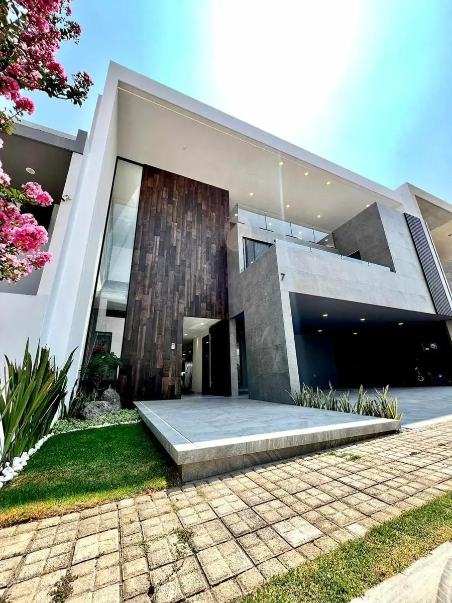 Casa en venta en Lomas de Angelópolis, San Andrés Cholula — foto 1 de 17