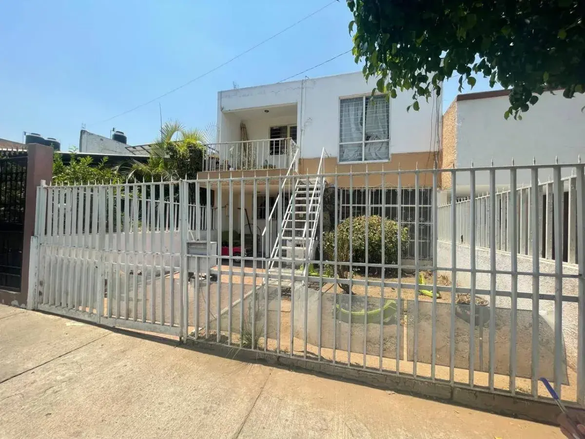 Casa en venta en Las Aguilas, Zapopan