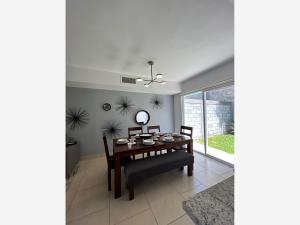 Casa en venta en Valle de los Almendros, Torreón — foto 2 de 10