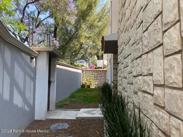 Casa en venta en Ciudad Satelite, Naucalpan de Juárez — foto 3 de 38