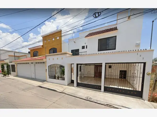 Casa en Jardines de Montebello, Aguascalientes, Aguascalientes