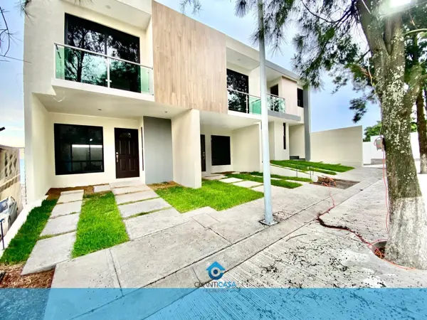 Casa en venta en Misión del Valle, Morelia — foto 3 de 10