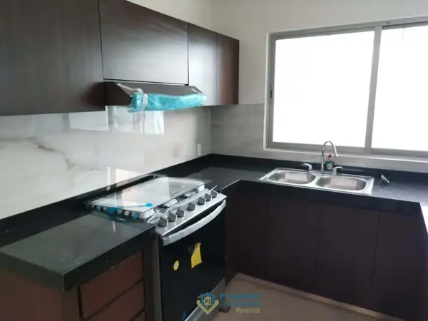 Casa en venta en Graciano Sánchez Romo, Boca del Río — foto 2 de 18