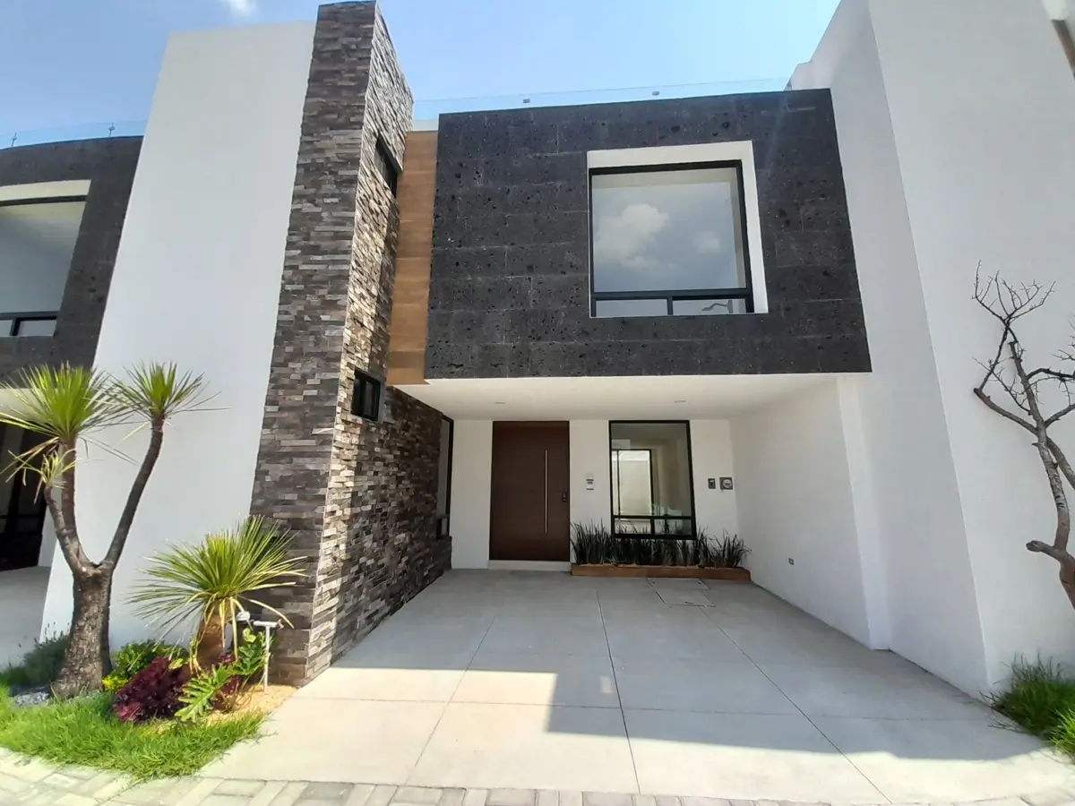 Casa en renta en Lomas de Angelópolis, San Andrés Cholula — foto 1 de 29