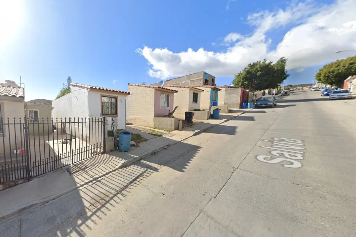 Casa en venta en Adolfo Ruiz Cortines, Ensenada — foto 1 de 8