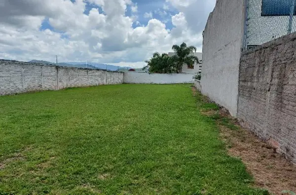 Terreno en venta en Los Laureles, Tlajomulco de Zúñiga — foto 2 de 12