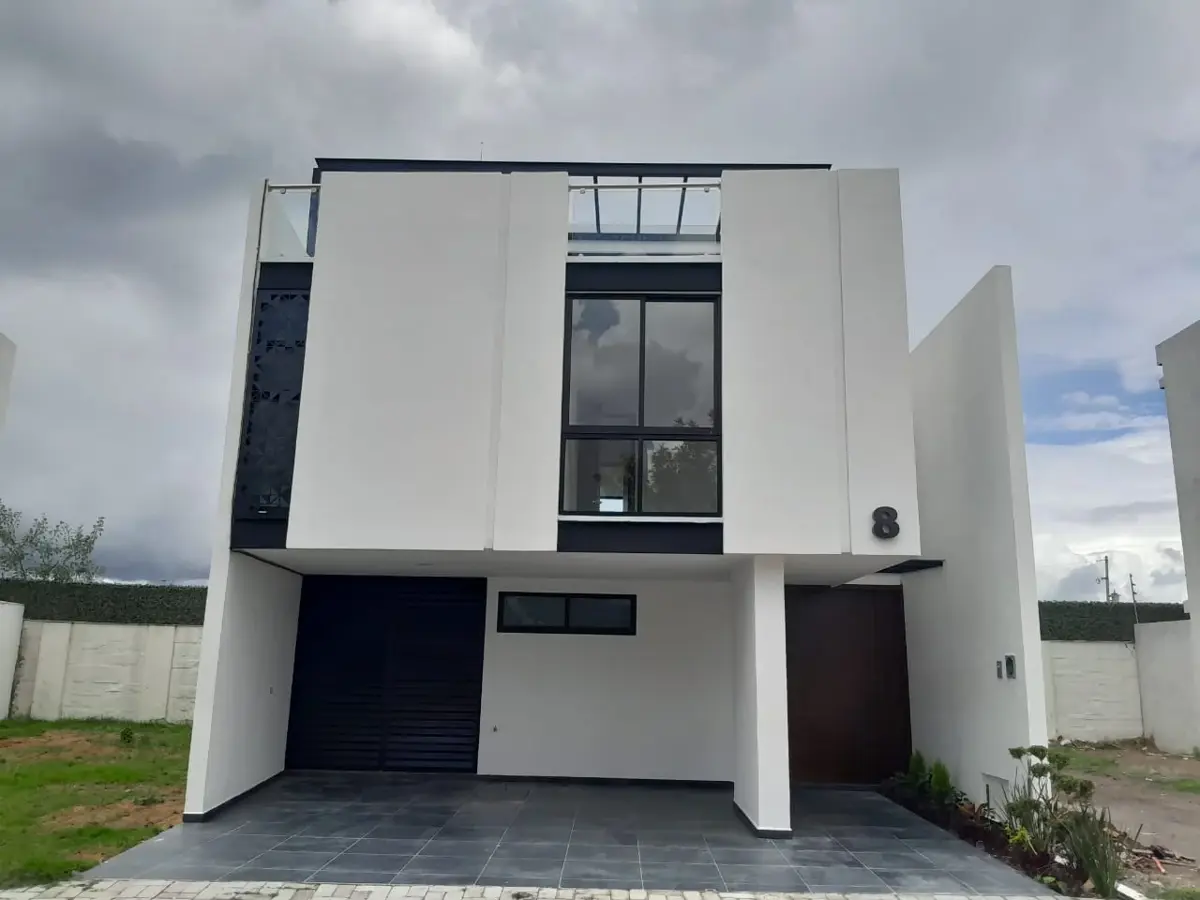 Casa en venta en Lomas de Angelópolis, San Andrés Cholula — foto 1 de 19