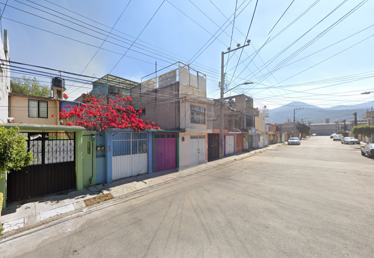 Casa en venta en Fuentes del Valle, Tultitlán — foto 1 de 14