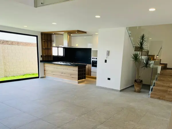 Casa en venta en Lomas de Angelópolis, San Andrés Cholula — foto 2 de 16