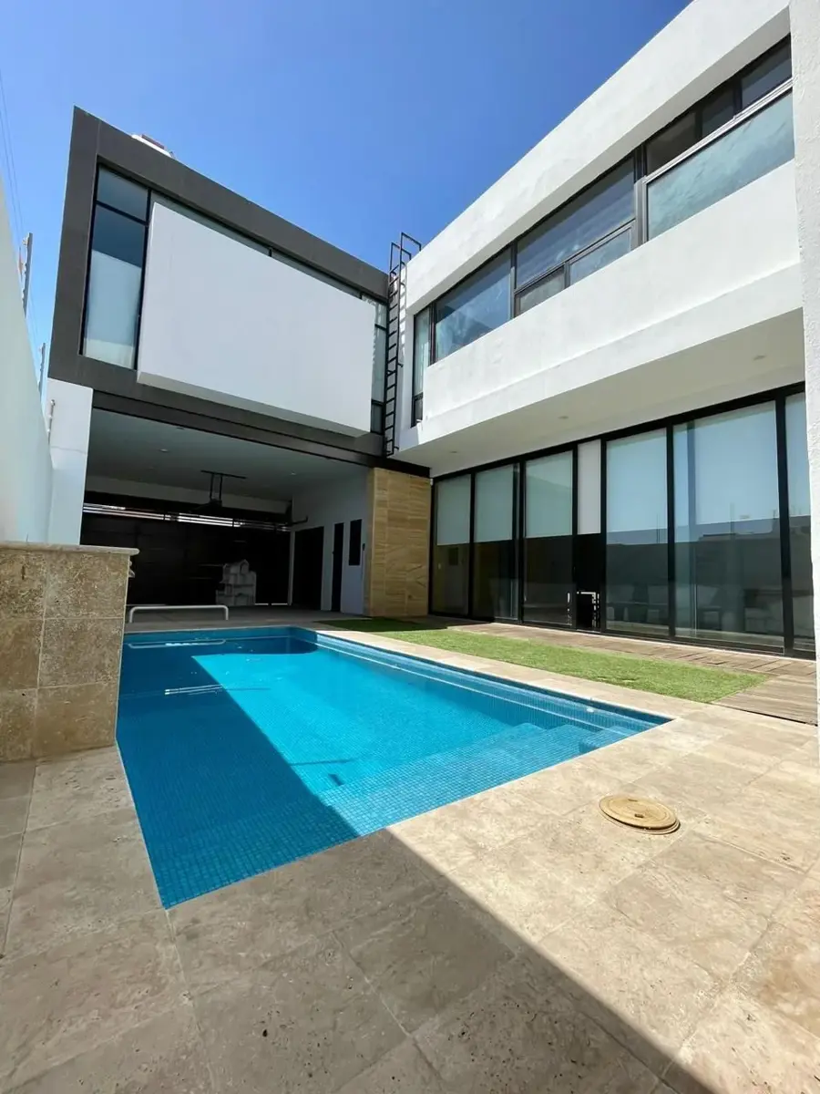 Casa en venta en Los Santos Residencial, Hermosillo — foto 1 de 15