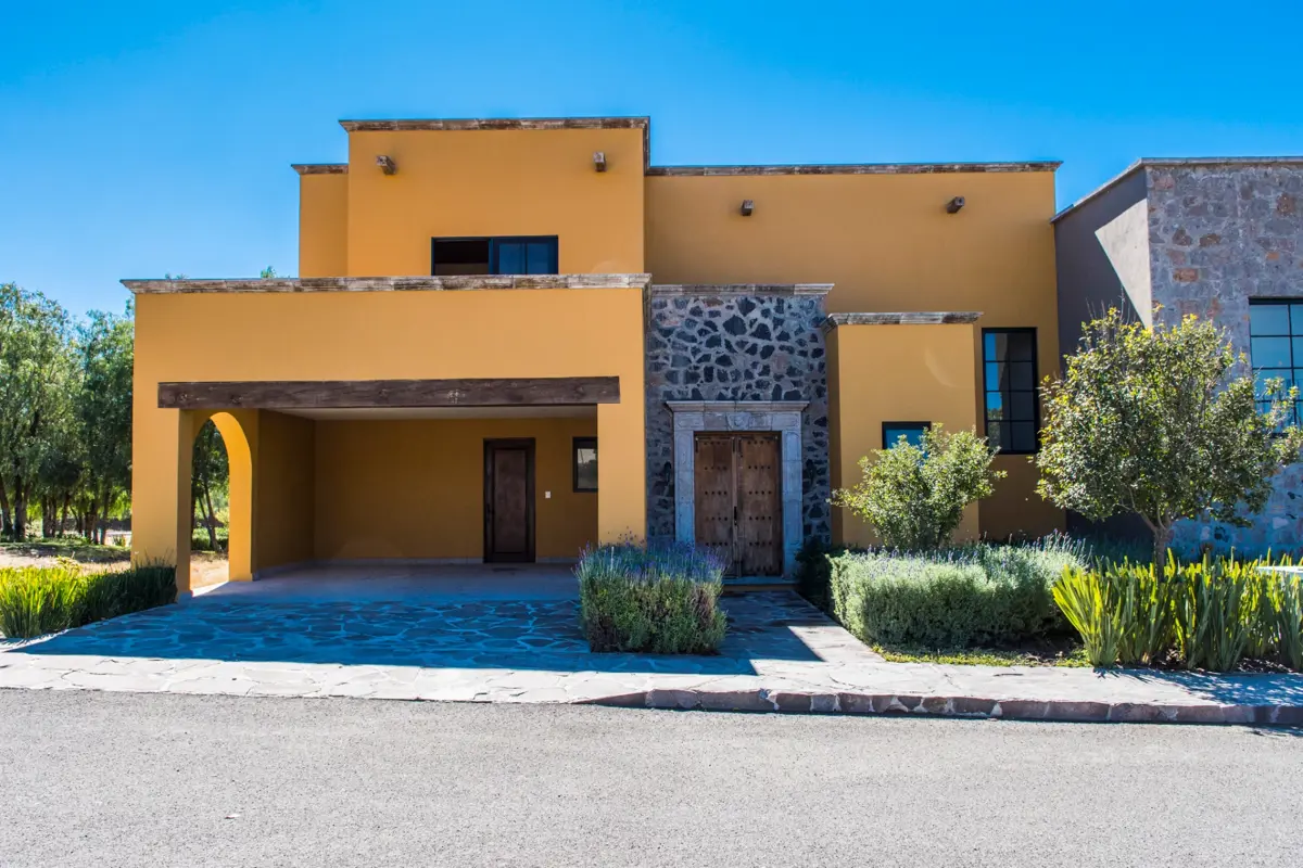 Casa en venta en San Miguel Viejo, San Miguel de Allende — foto 1 de 48