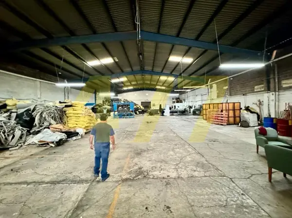 Bodega en renta en San Miguel, León — foto 3 de 10