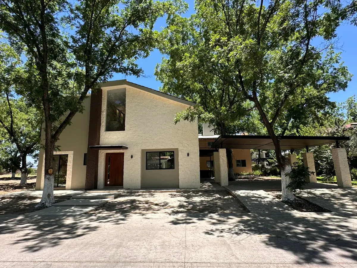 Casa en venta en Misión Real Castilla, Durango — foto 1 de 37