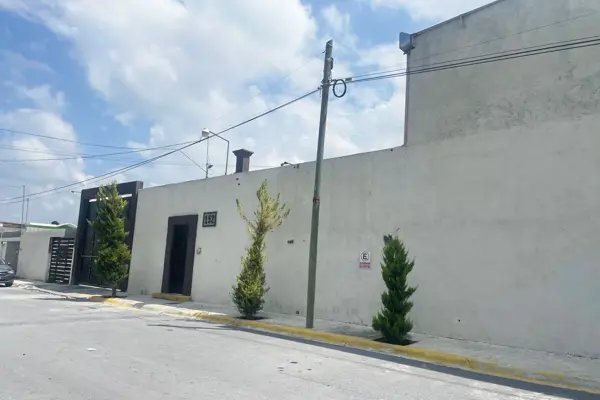 Bodega en renta en Gaspar Valdez, Saltillo — foto 2 de 18