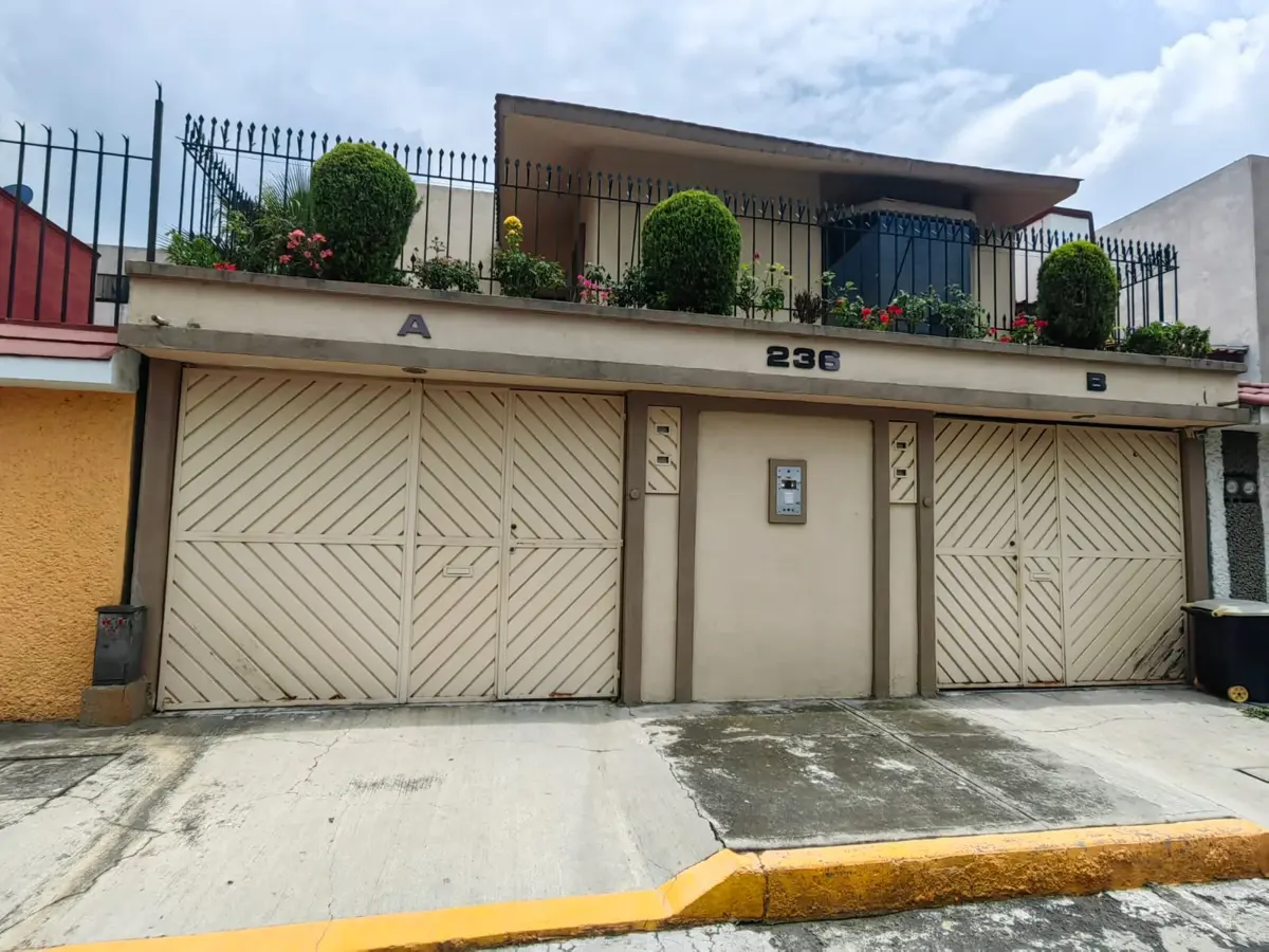 Casa en venta en El Parque de Coyoacan, Coyoacán — foto 1 de 11