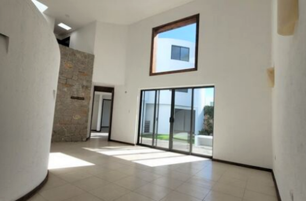 Casa en venta en Lomas de Angelópolis, San Andrés Cholula — foto 3 de 26