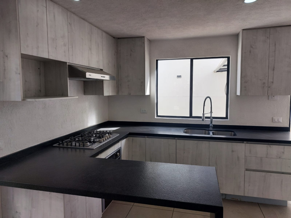 Casa en venta en Adamar, Tlajomulco de Zúñiga — foto 2 de 14