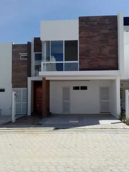 Casa en renta en Lomas de Angelópolis, San Andrés Cholula, Puebla