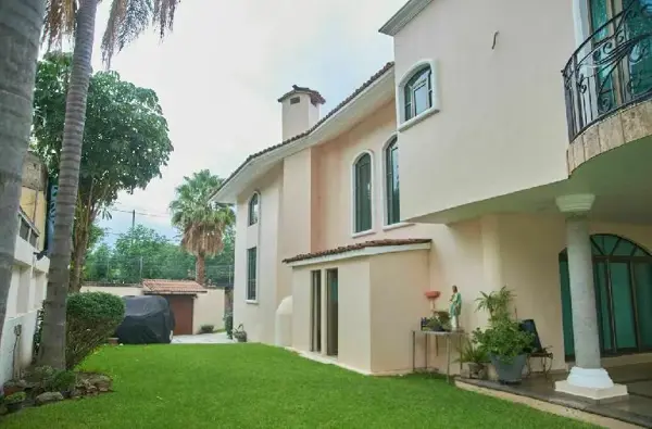 Casa en venta en Las Fuentes, Zapopan — foto 3 de 11