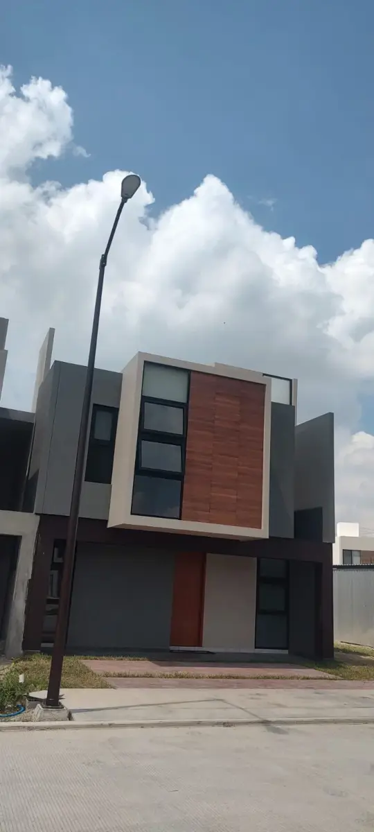 Casa en venta en San Ángel, Centro — foto 1 de 11