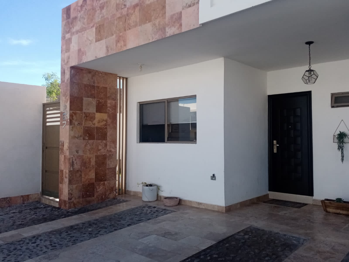 Casa en venta en Villas del Renacimiento, Torreón — foto 1 de 13