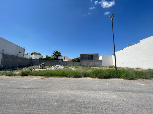 Terreno en venta en Villas del Renacimiento, Torreón — foto 2 de 4