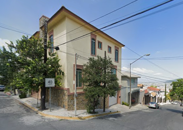 Casa en venta en Residencial Cumbres, Monterrey — foto 2 de 8
