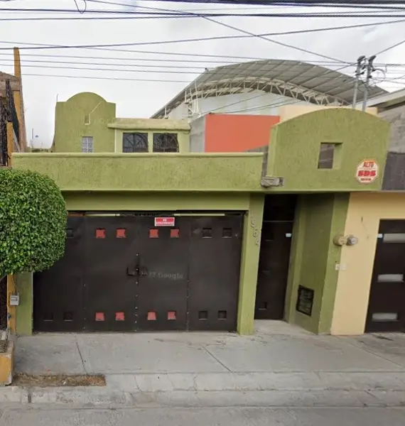 Casa en Industrias, San Luis Potosí, San Luis Potosí