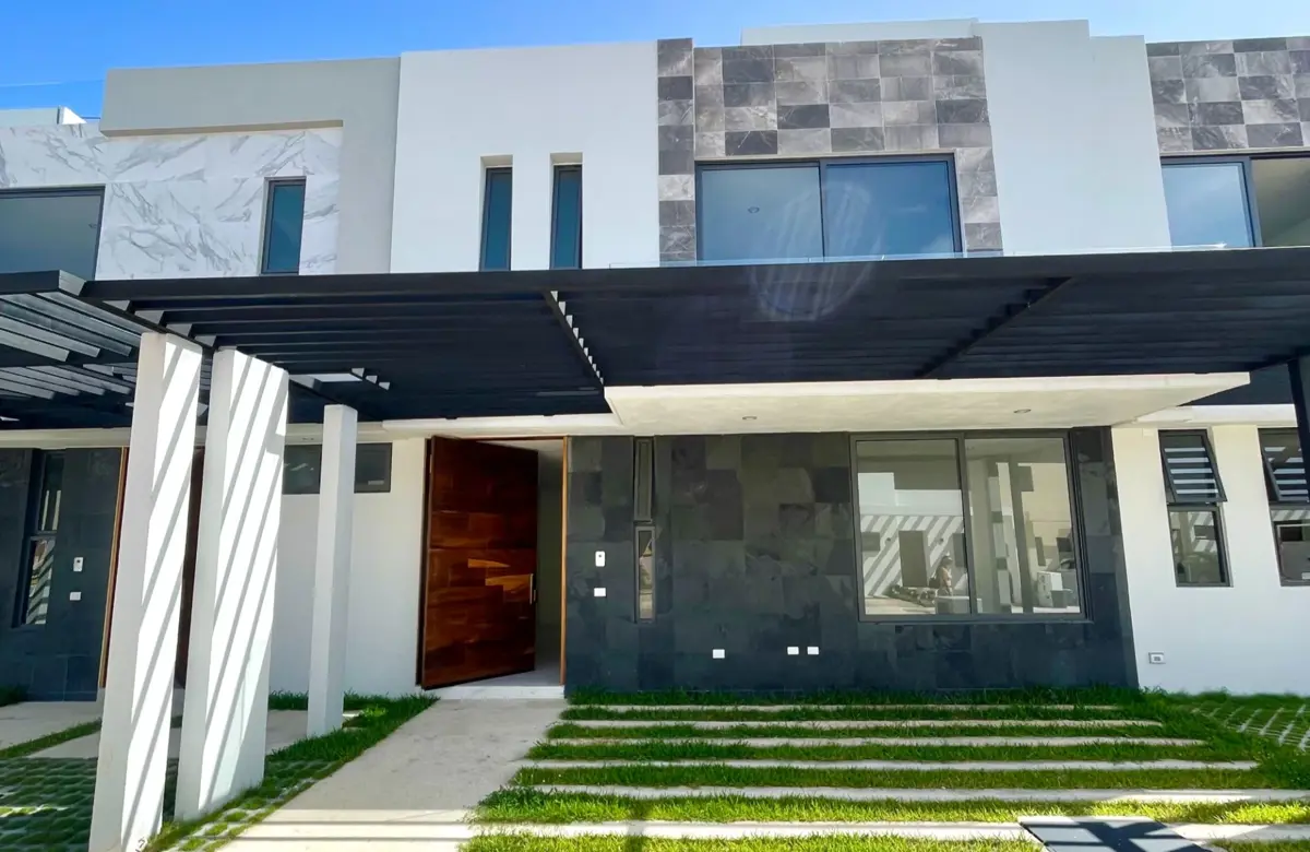 Casa en venta en Alfredo V. Bonfil, Benito Juárez — foto 1 de 43