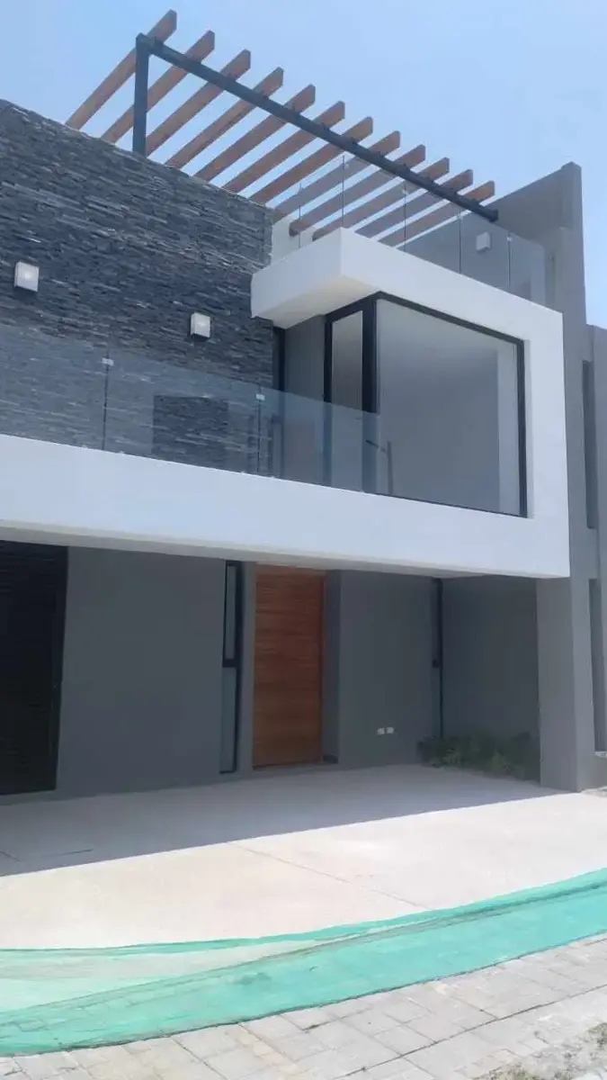 Casa en venta en Lomas de Angelópolis, San Andrés Cholula — foto 1 de 27