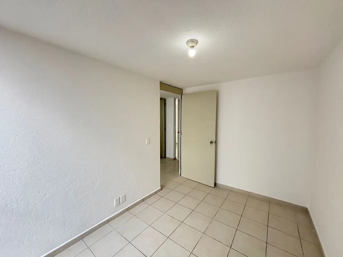 Departamento en venta en San Sebastián Tecoloxtitla, Iztapalapa — foto 1 de 14