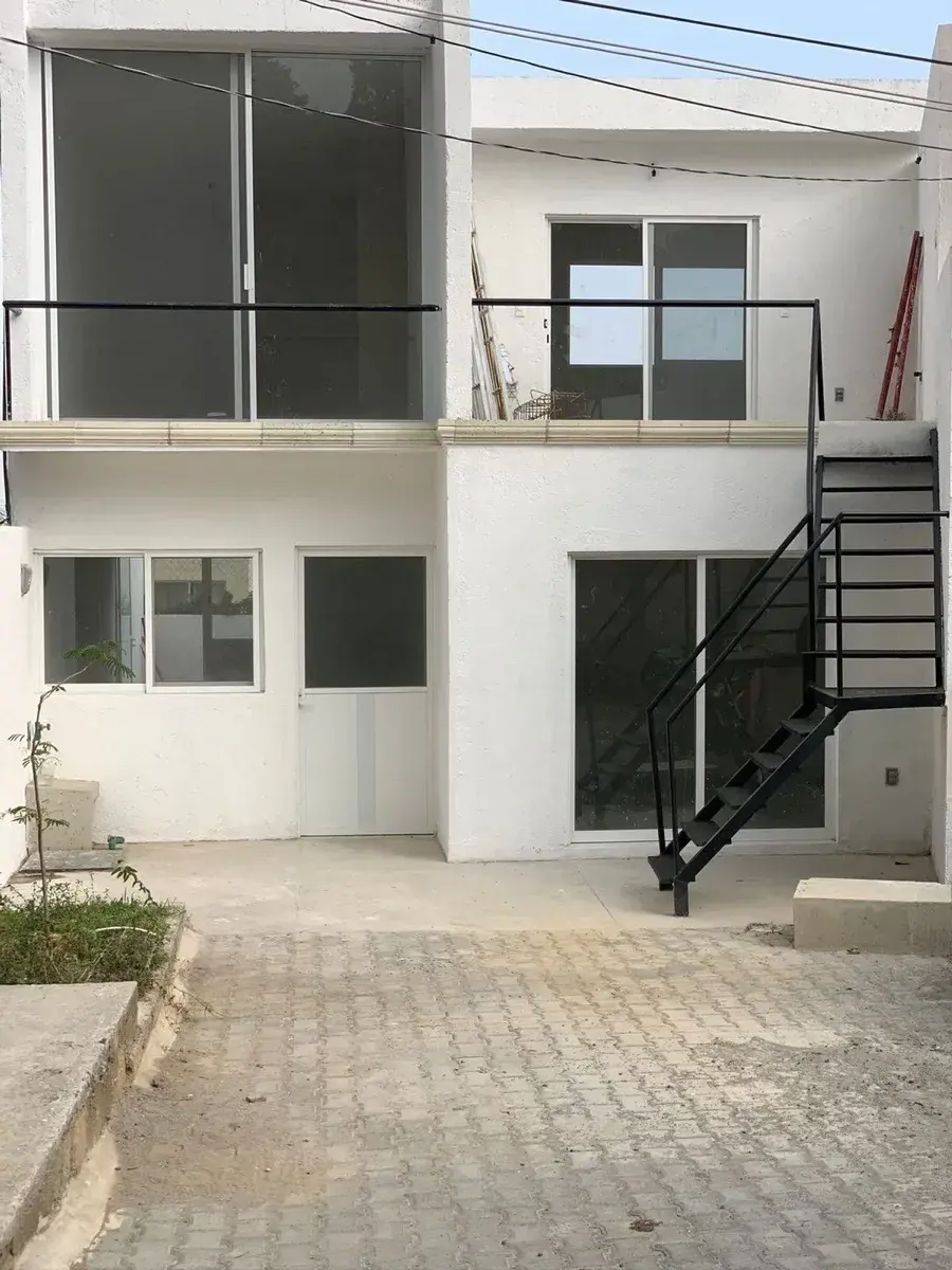 Casa en venta en Santa Maria Ahuacatitlan, Cuernavaca — foto 1 de 39