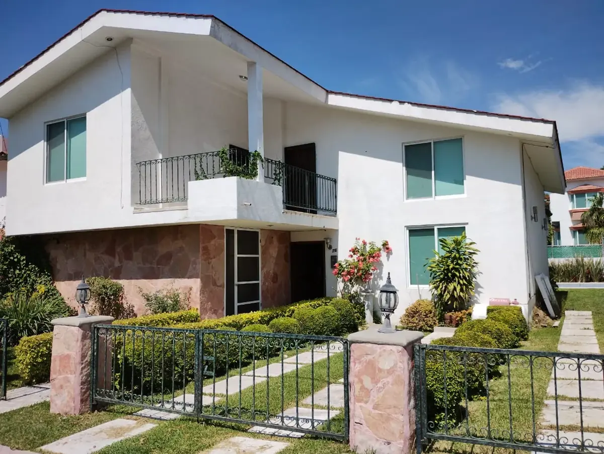 Casa en renta en Lomas de Cocoyoc, Atlatlahucan — foto 1 de 22